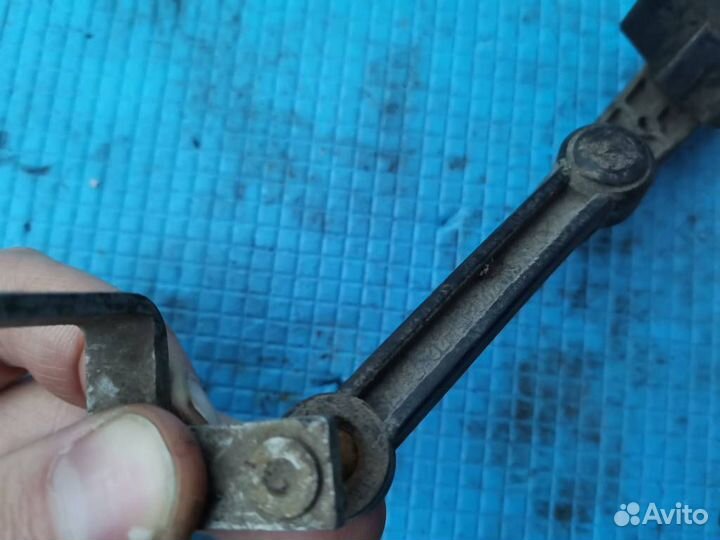 Датчик высоты задний левый Mercedes ML W164