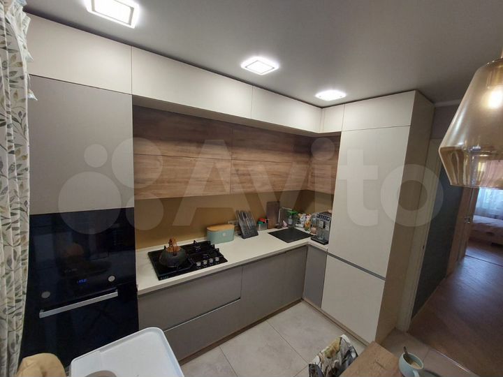 3-к. квартира, 60,7 м², 2/5 эт.