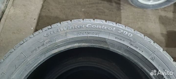 Giti GitiWinter 720 255/45 R18