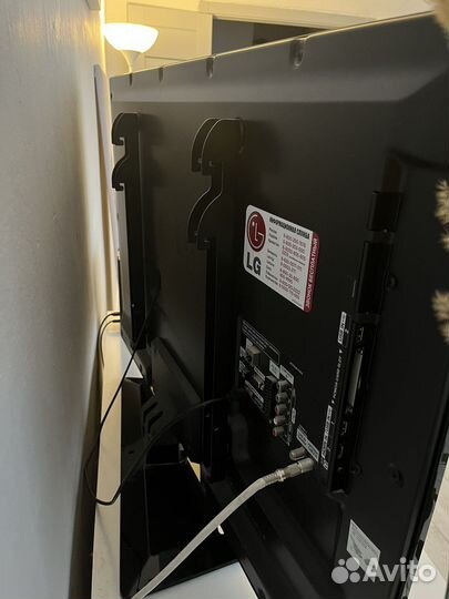 Телевизор lg 42LM580S