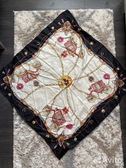 Шелковый платок шейный