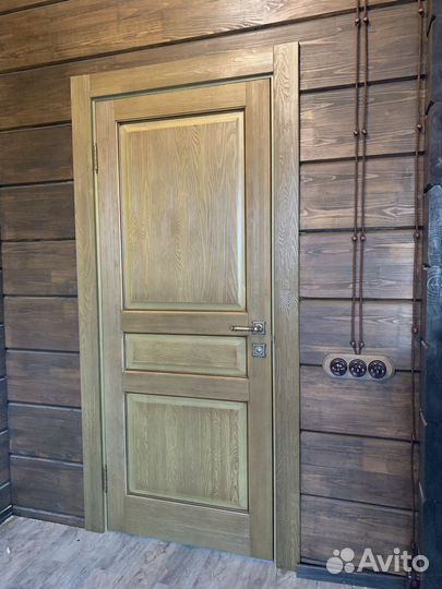 Двери из массива сосны