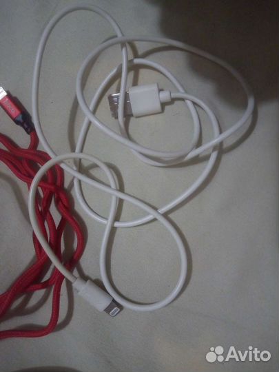 Кабель для зарядки iPhone