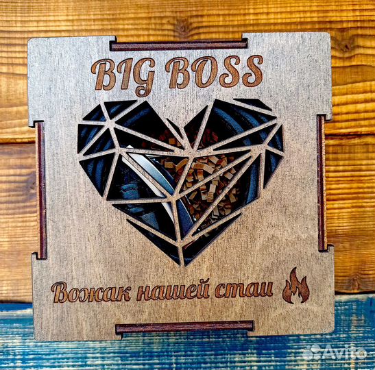 Мужской кожаный ремень с гравировкой