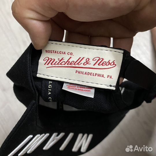 Бейсболка mitchell ness Miami Heat