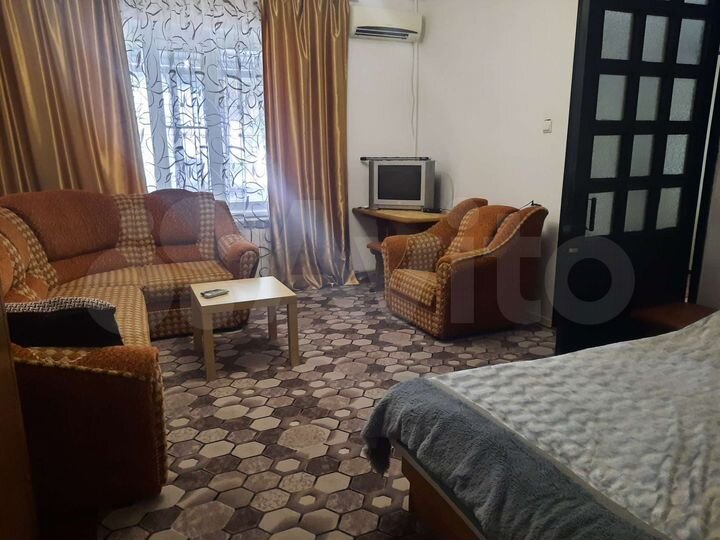 Комната 20 м² в 3-к., 1/3 эт.