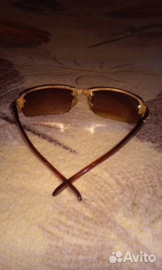 Очки солнцезащитные