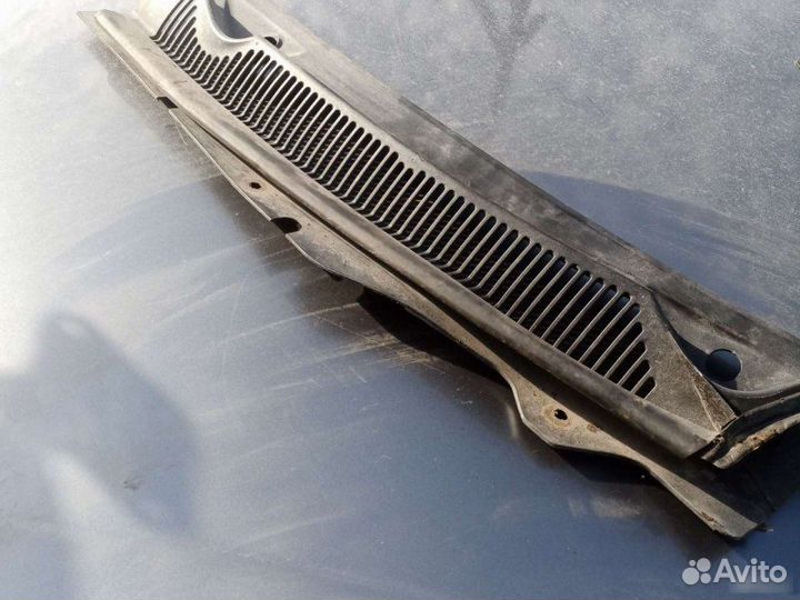 Жабо левое Ford Mondeo 3 седан 2.0I 2003