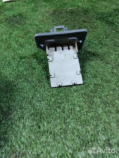 Резистор отопителя LADA Granta