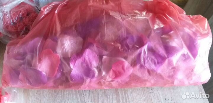 Лепестки для декора