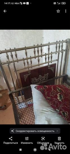 Сториный кровать