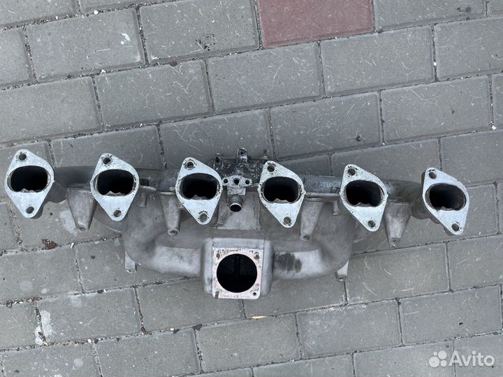 Впускной коллектор BMW 23 e28 M30B28 М30B25