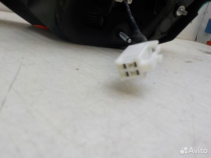 Б/У Фонарь задний левый внутренний Toyota Camry