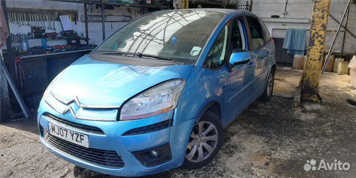 Разбор на запчасти Citroen C4 Picasso