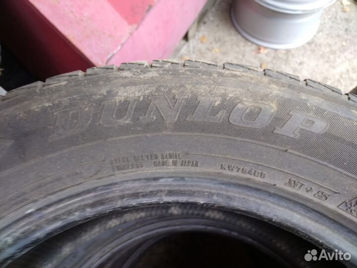 Dunlop Winter Maxx SJ8 235/65 R18