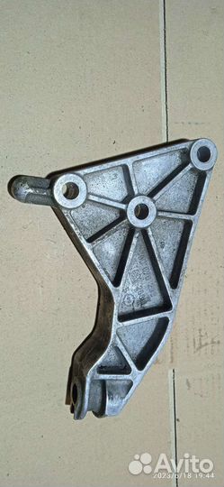 Кронштейн двигателя задний Opel Astra g, Zafira a