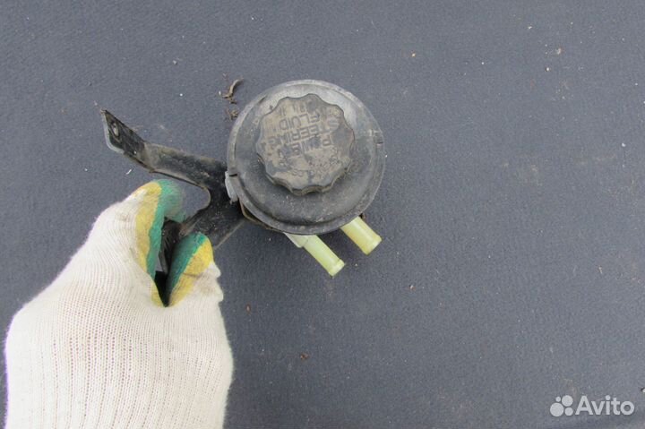 Бачок гура hyundai Getz