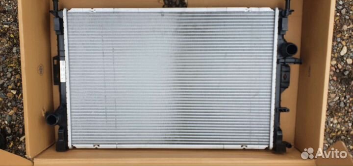 Радиатор охлаждения ford mondeo 4 1778038