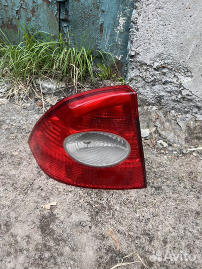 Задняя фара ford focus 2