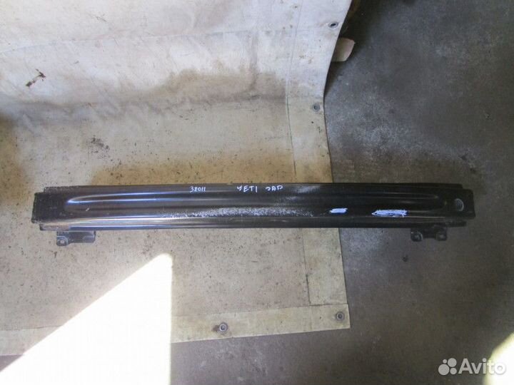 Усилитель заднего бампера Skoda Yeti 2009-2018 (5L