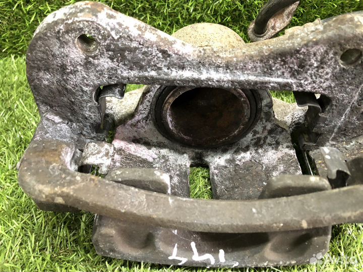 Супорта тормозные передние Hyundai ix35