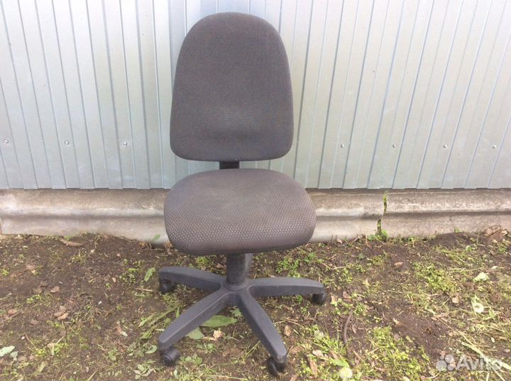 Компьютерное кресло