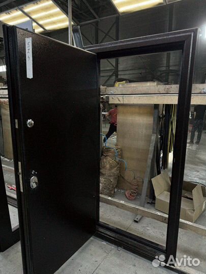 Дверь входная металлическая от производителя