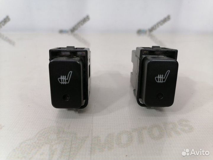 Кнопка подогрева сидения передняя Suzuki Grand