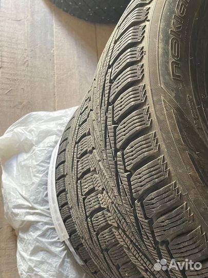 Nokian Tyres Hakkapeliitta R2 SUV 265/60 R18 114R