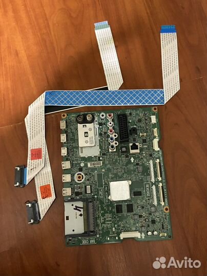 Eax64797003(1.2) от Lg 47la667v