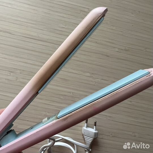 Дорожный утюжок для выпрямления волос mizuhi