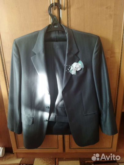 Строгий костюм мужской