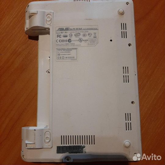 Нерабочий нетбук Asus Eee Pc 2G Surf на запчасти