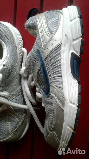 Кроссовки Nike