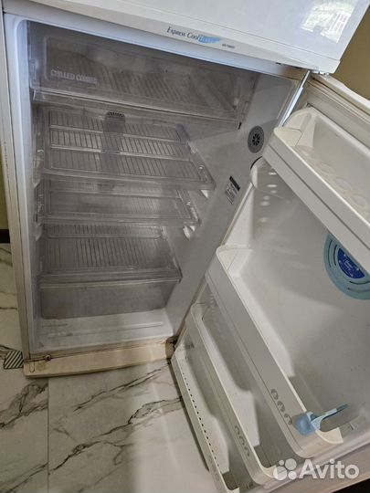 Холодильник бу LG