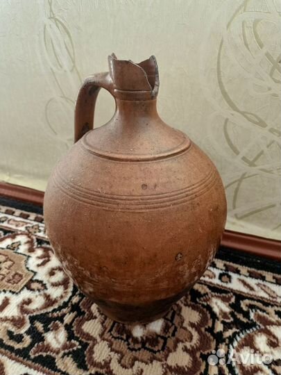 Старинные глиняные горшки