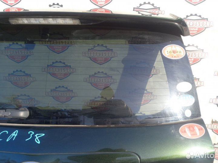 Дверь багажника Toyota Vanguard ACA38 2azfe 2012