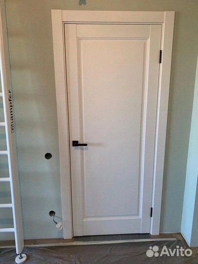Двери межкомнатные белые