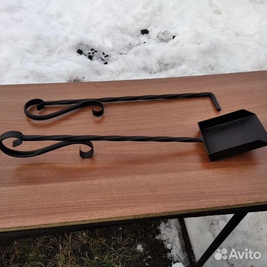 Совок и кочерга