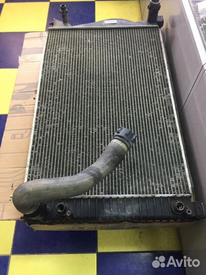 Ауди А6 С6 радиатор охлаждения
