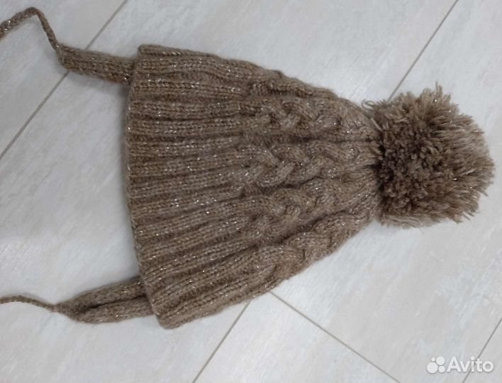 Шапочки 46-48 для девочки