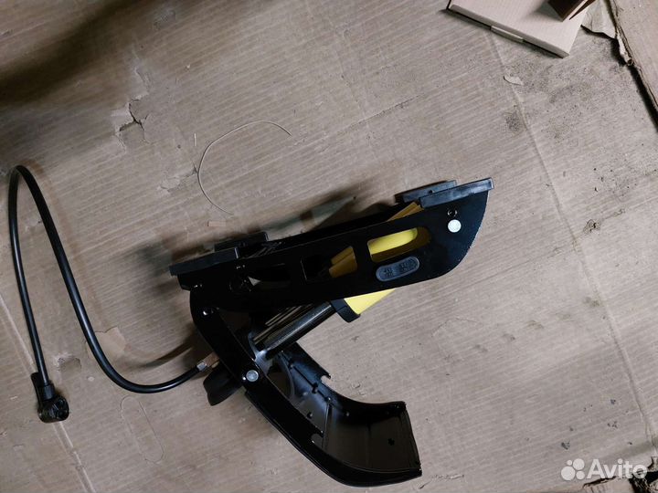 Велосипедный насос с манометром Fp0908A