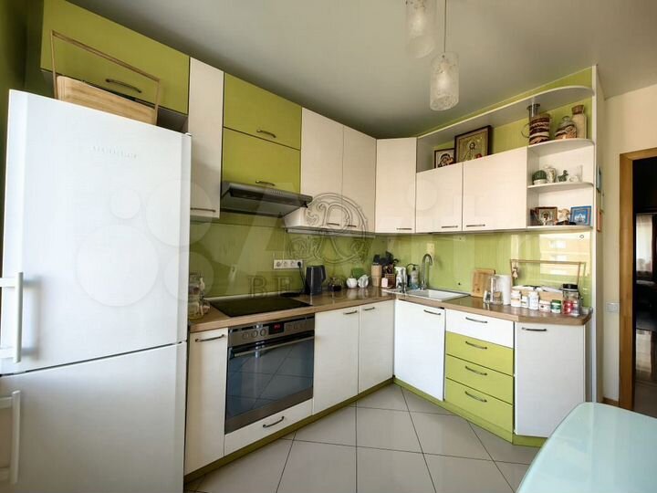 2-к. квартира, 60,2 м², 8/10 эт.