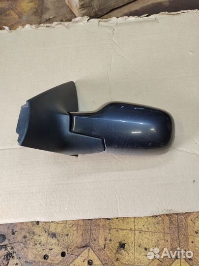 Левое зеркало Рено Меган 2