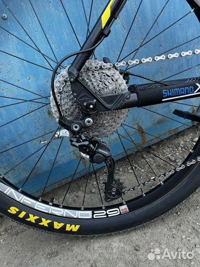 Merida big seven 300 27.5