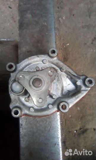 Насос водяной Помпа Citroen Peugeot 308