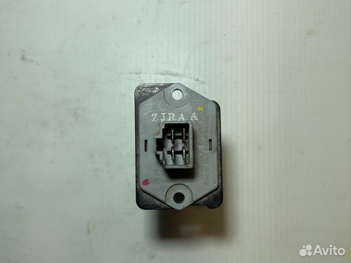 Резистор печки / реостат Hyundai Santa Fe I