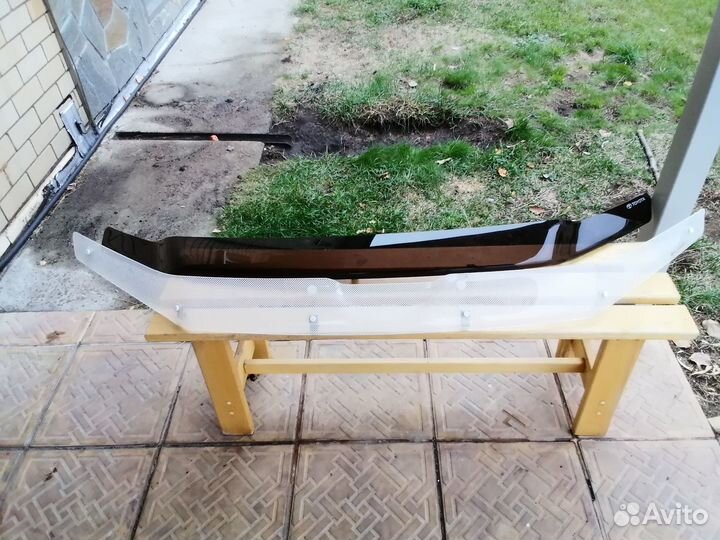 Дефлектор капота Ленд Круйзер 200