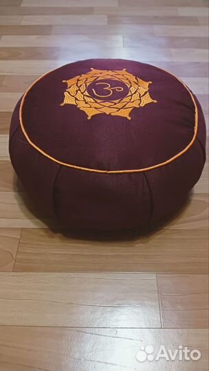 Йога подушка для медитации