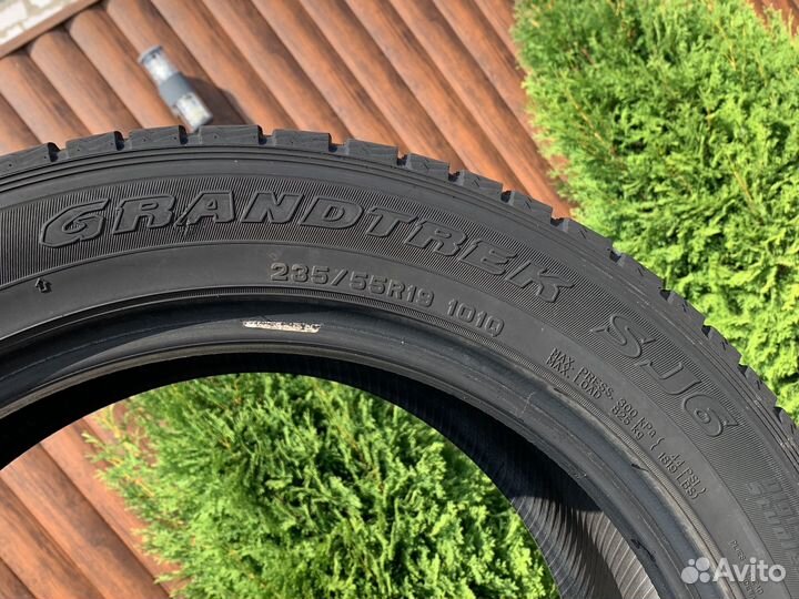 Dunlop Grandtrek SJ6 235/55 R19